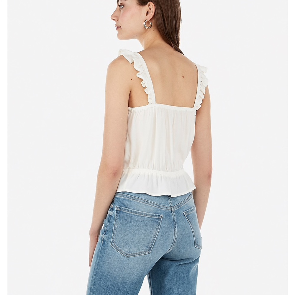 ✨EXPRESS✨ Ruffle top - Picture 2 of 4